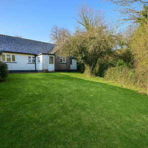 Rear- click for photo gallery